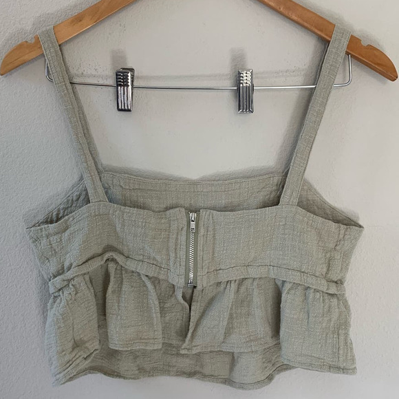 Girl and the Sun Linen Crop Top in Moss - Picture 2 of 3